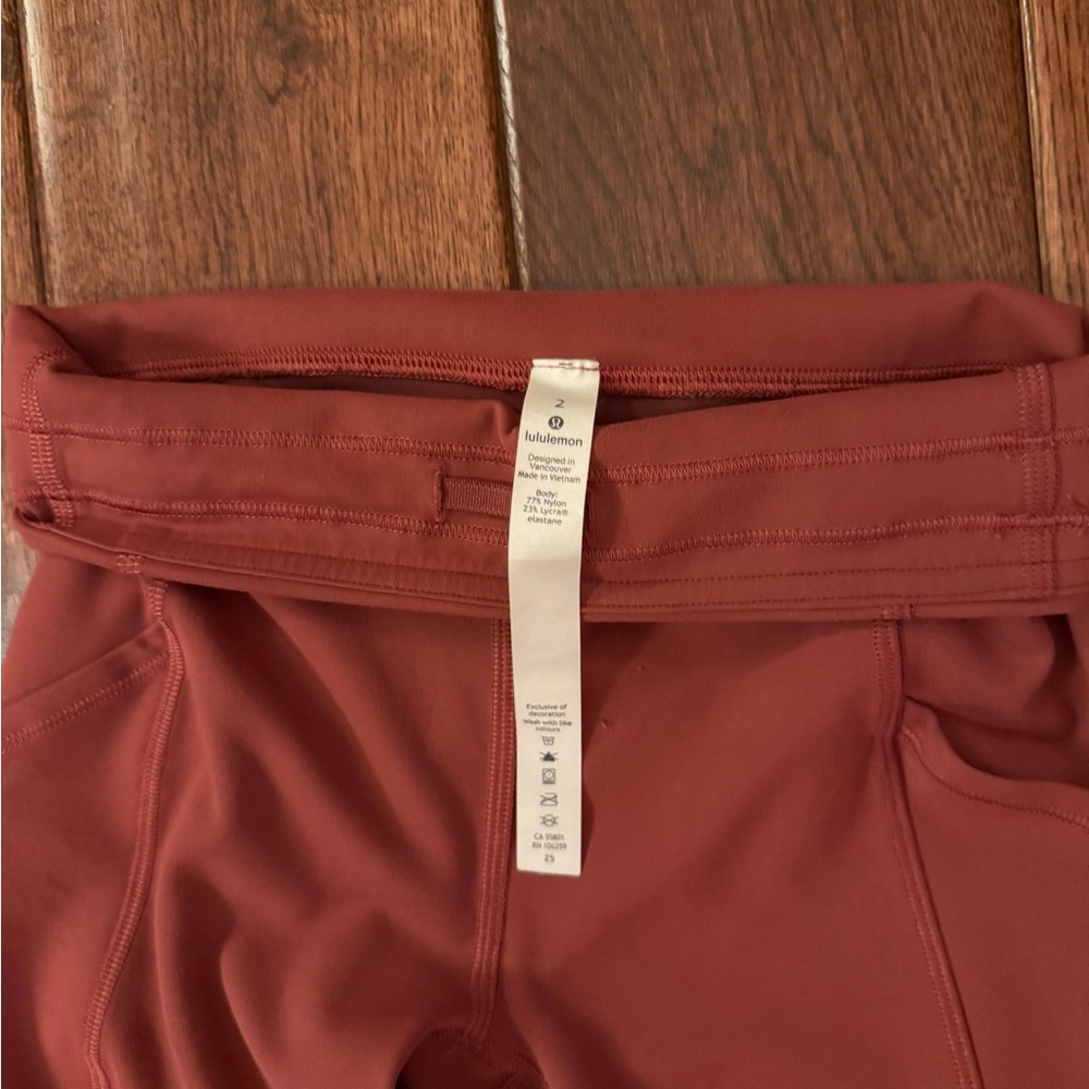 Lululemon High-Waisted Rust Leggings - Picture 3 of 5